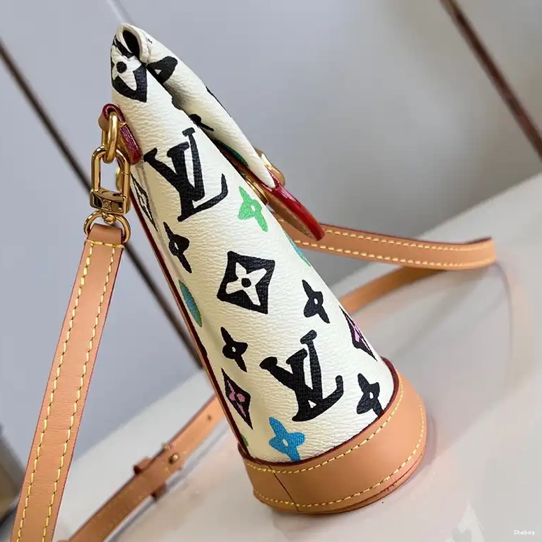 Bags LV 2407YA0111 0605